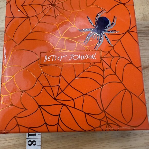 Betsey Johnson Jack-O-Lantern Necklace With Pumpkin Charm & Mixed Metal Chain - Picture 9 of 10